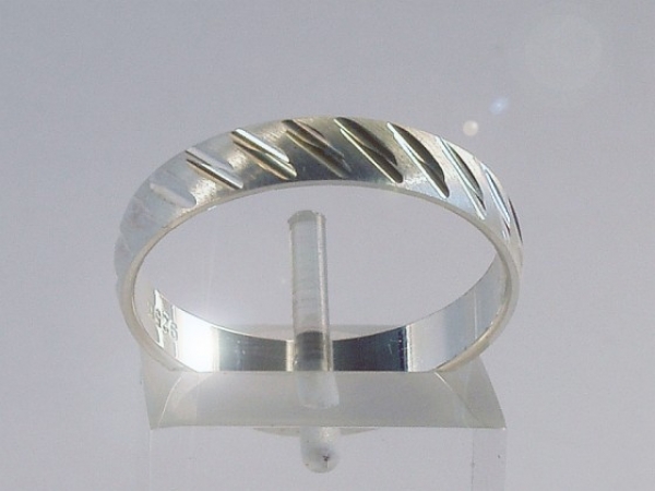 211/0399-03/40B Freundschaftsring